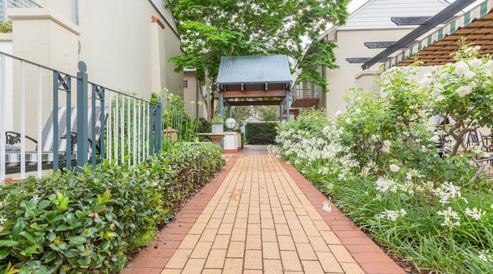 Courtyard Hotel Arcadia