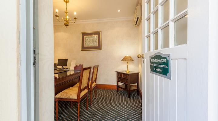 Courtyard Hotel Arcadia