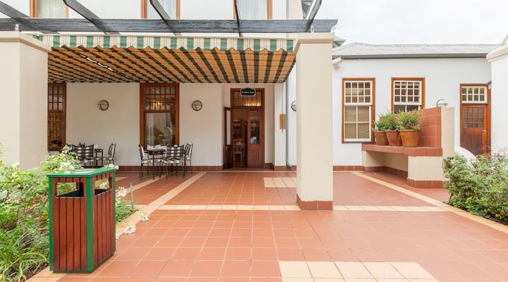 Courtyard Hotel Arcadia