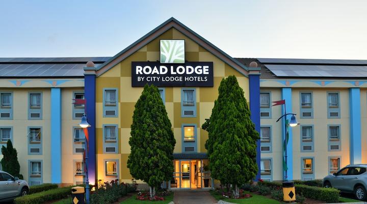 Road Lodge Carnival City