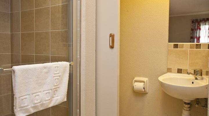 Road Lodge Carnival City