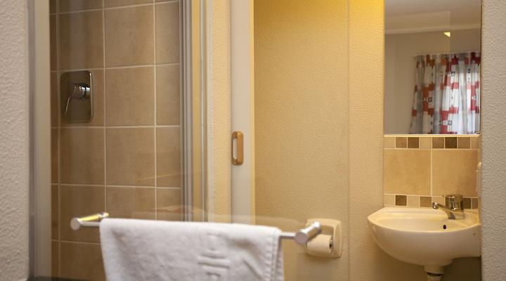 Road Lodge Carnival City