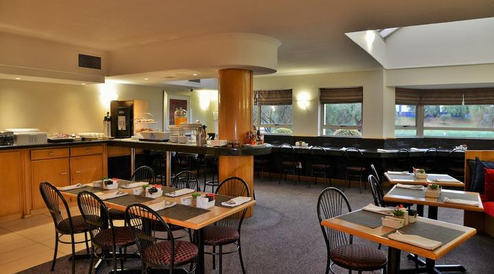 Road Lodge Carnival City