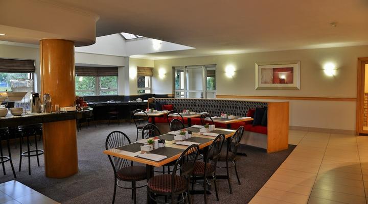 Road Lodge Carnival City