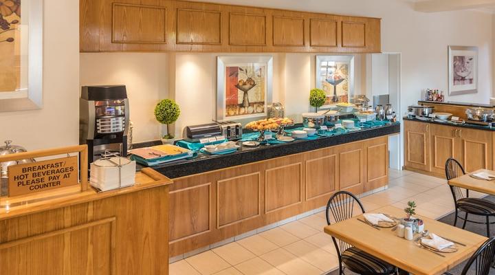 Road Lodge Isando, Shelton Avenue