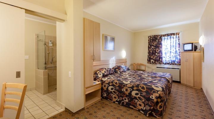 Road Lodge Gqeberha Airport