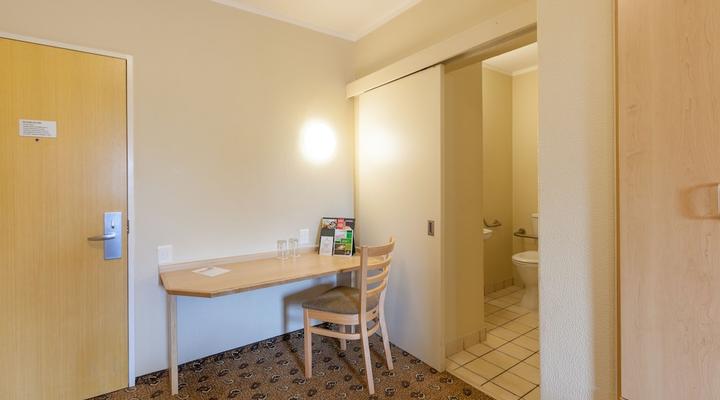 Road Lodge Gqeberha Airport