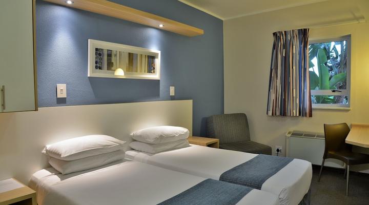 Road Lodge Cape Town International Airport