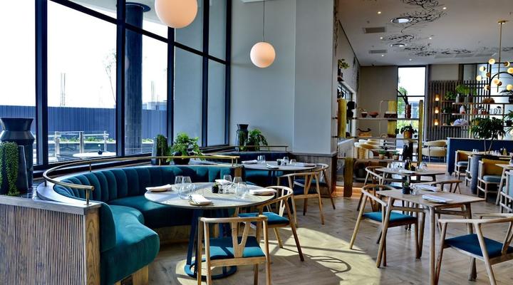 Courtyard Hotel Waterfall City