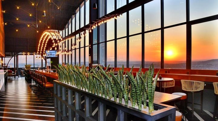 Courtyard Hotel Waterfall City