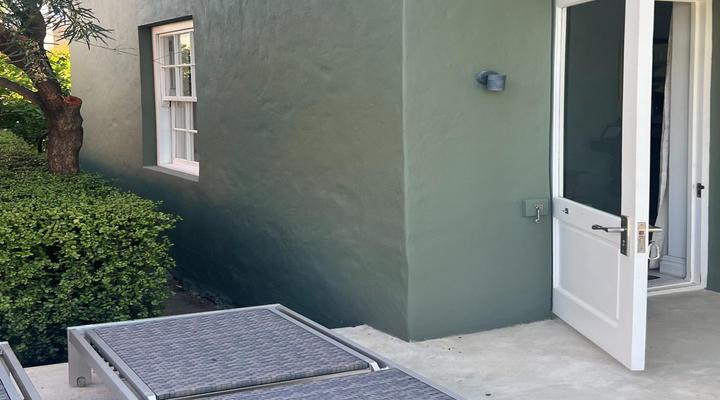 81 on Church Guest House