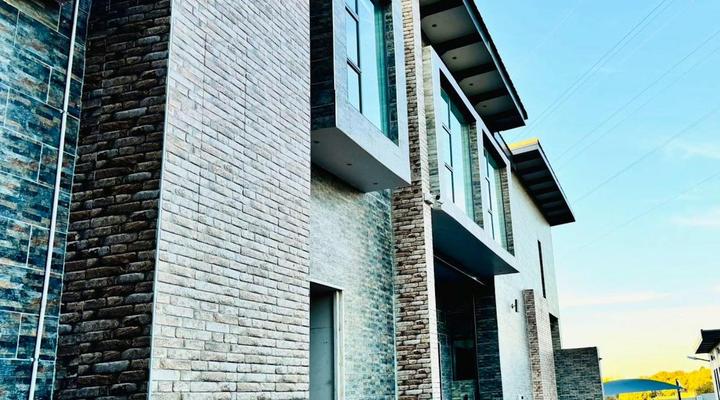 Dips & T Hotel & Spa