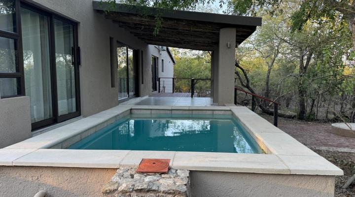 Royal On Olifant Drive