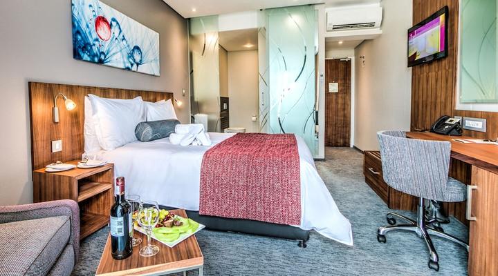 City Lodge Hotel Waterfall City