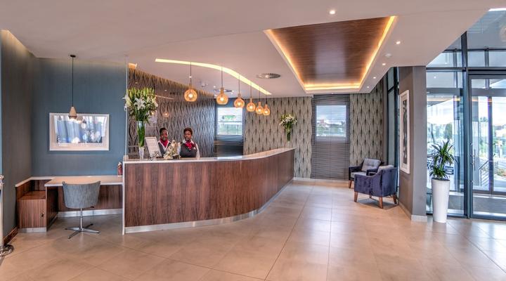 City Lodge Hotel Waterfall City