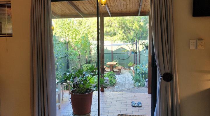 The Lark @ De Weiglhuys Farm