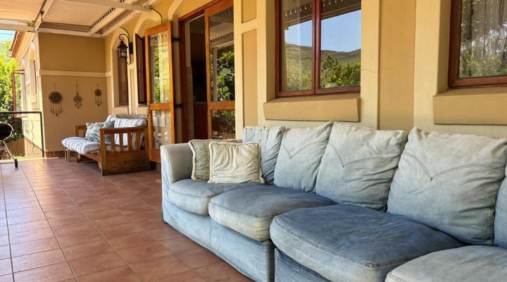 Clarens Butterfly Villa