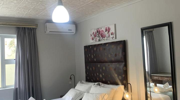 Victoria Oaks Guest House