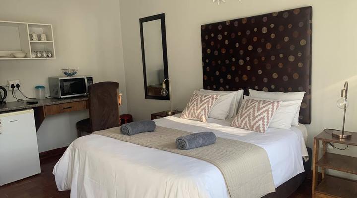 Victoria Oaks Guest House