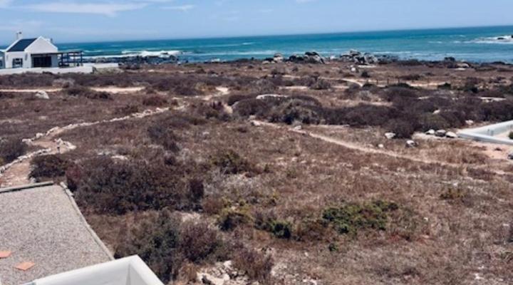 Bamboesbaai Beach House