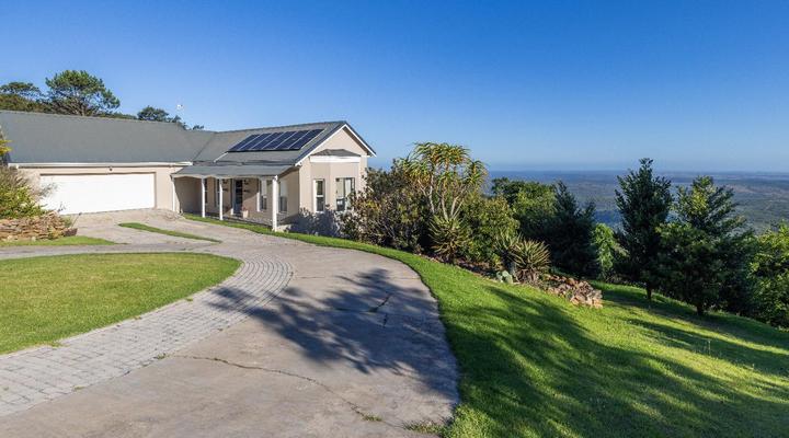 Iyana on Stones Hill