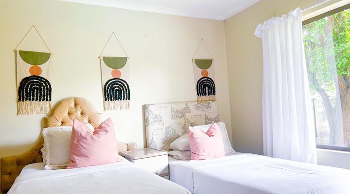 BE OUR GUEST BNB SECUNDA