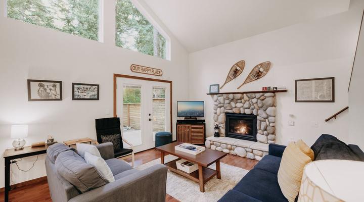 #24 Mt Baker Rim Cabin