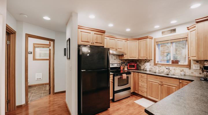 #24 Mt Baker Rim Cabin