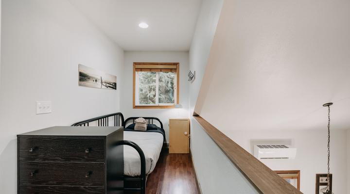 #24 Mt Baker Rim Cabin