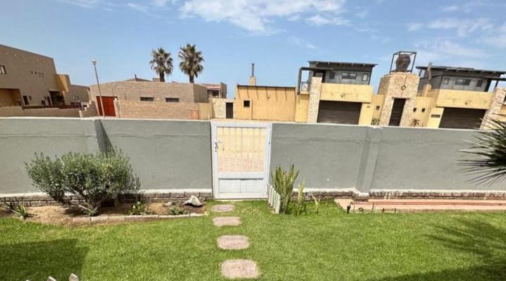 Lekkerkry Self-catering in Henties Bay