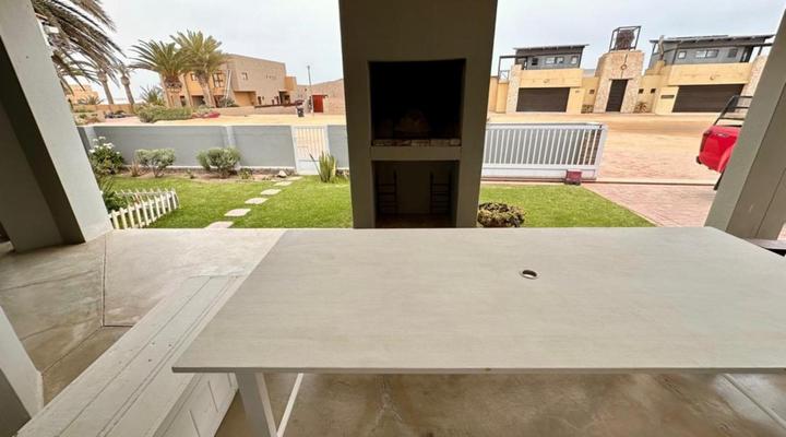 Lekkerkry Self-catering in Henties Bay