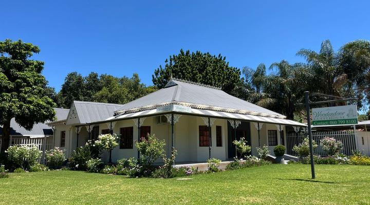 Wooden Door Guesthouse