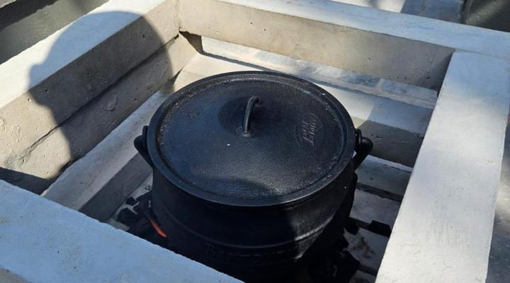 Coral Tides - 18 Sleeper