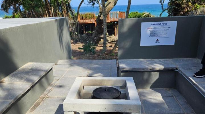 Coral Tides - 18 Sleeper