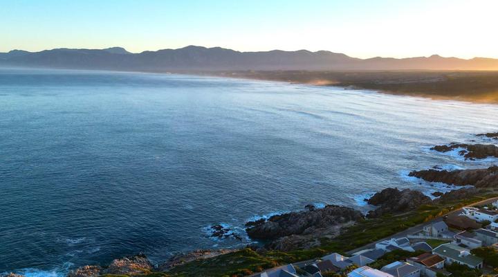 Kleinzee Oceanfront Guest House