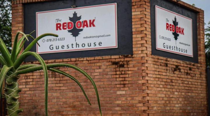 The Red Oak Guesthouse