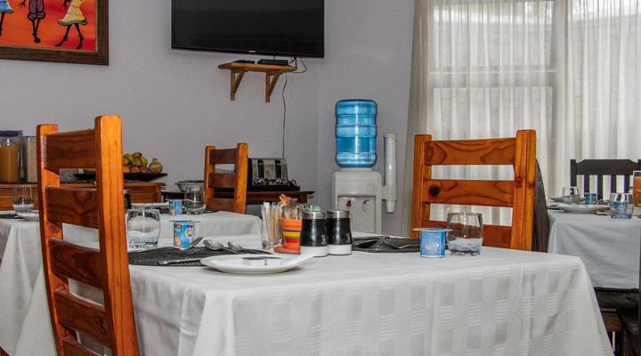 Woodpecker's Inn Guesthouse