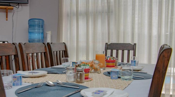 Woodpecker's Inn Guesthouse