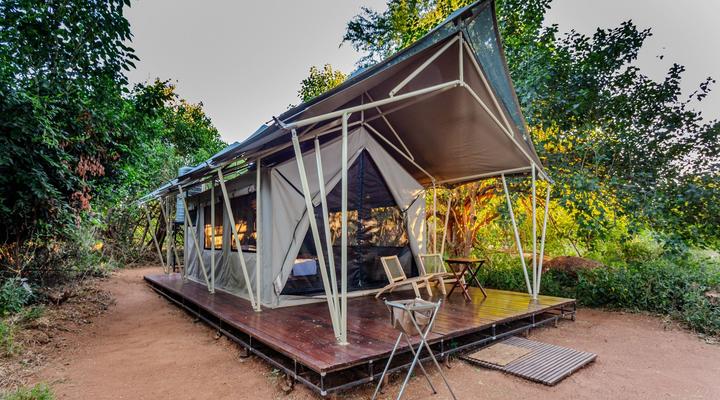 RETURN Africa - Hutwini Walking Camp