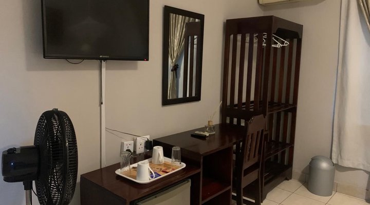 LePatino Guest House