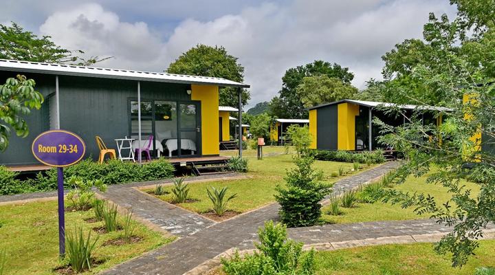 SleepOver Phabeni Gate