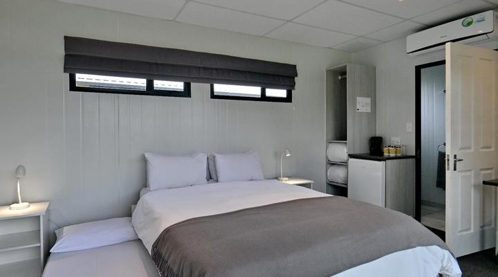 SleepOver Phabeni Gate