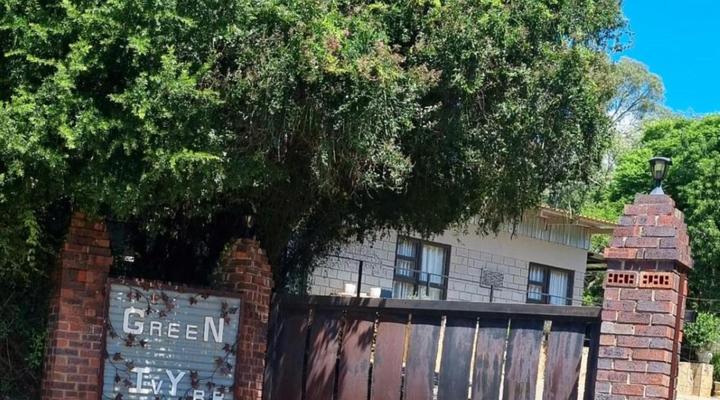 Green Ivy Guest House