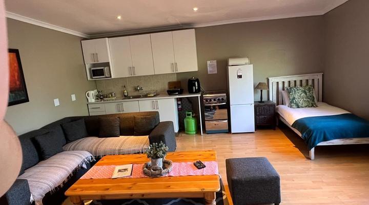 3 on Nebraska Accommodation