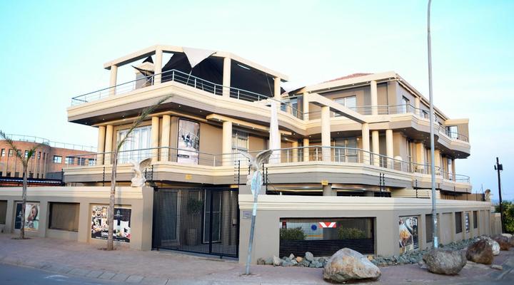 Golden Emperors Lodge & Spa