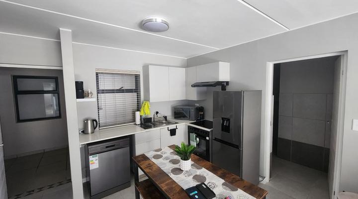 Millennial Arch @ 2 (4 Sleeper)