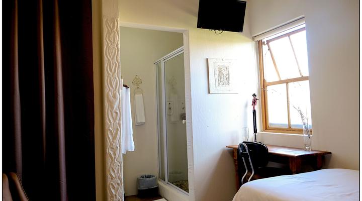 Casa Lumini Guesthouse