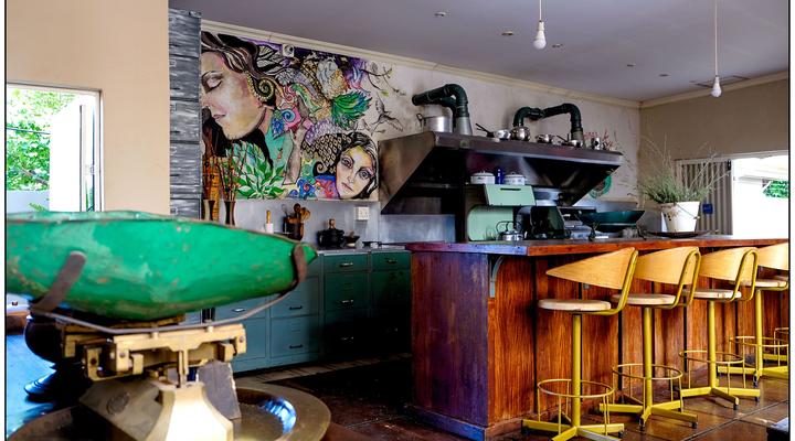 Casa Lumini Guesthouse