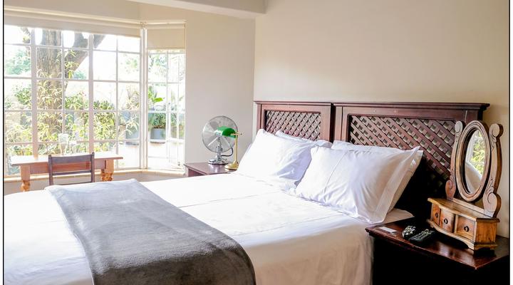 Casa Lumini Guesthouse