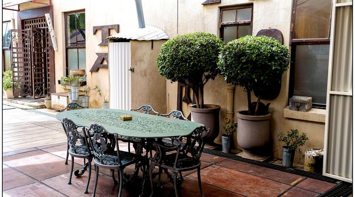 Casa Lumini Guesthouse